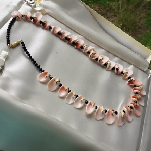 Handmade Beaded Necklace Natural Shell Hawaii Gift